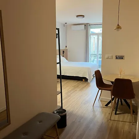 Les Paquebots - & Restaurant 2*